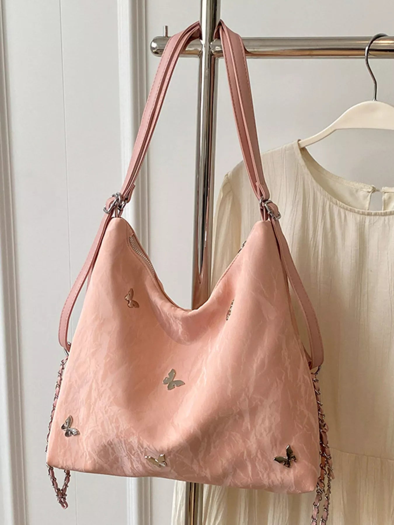 Butterfly Decor Cloud Charm Shoulder Bag Secondary image