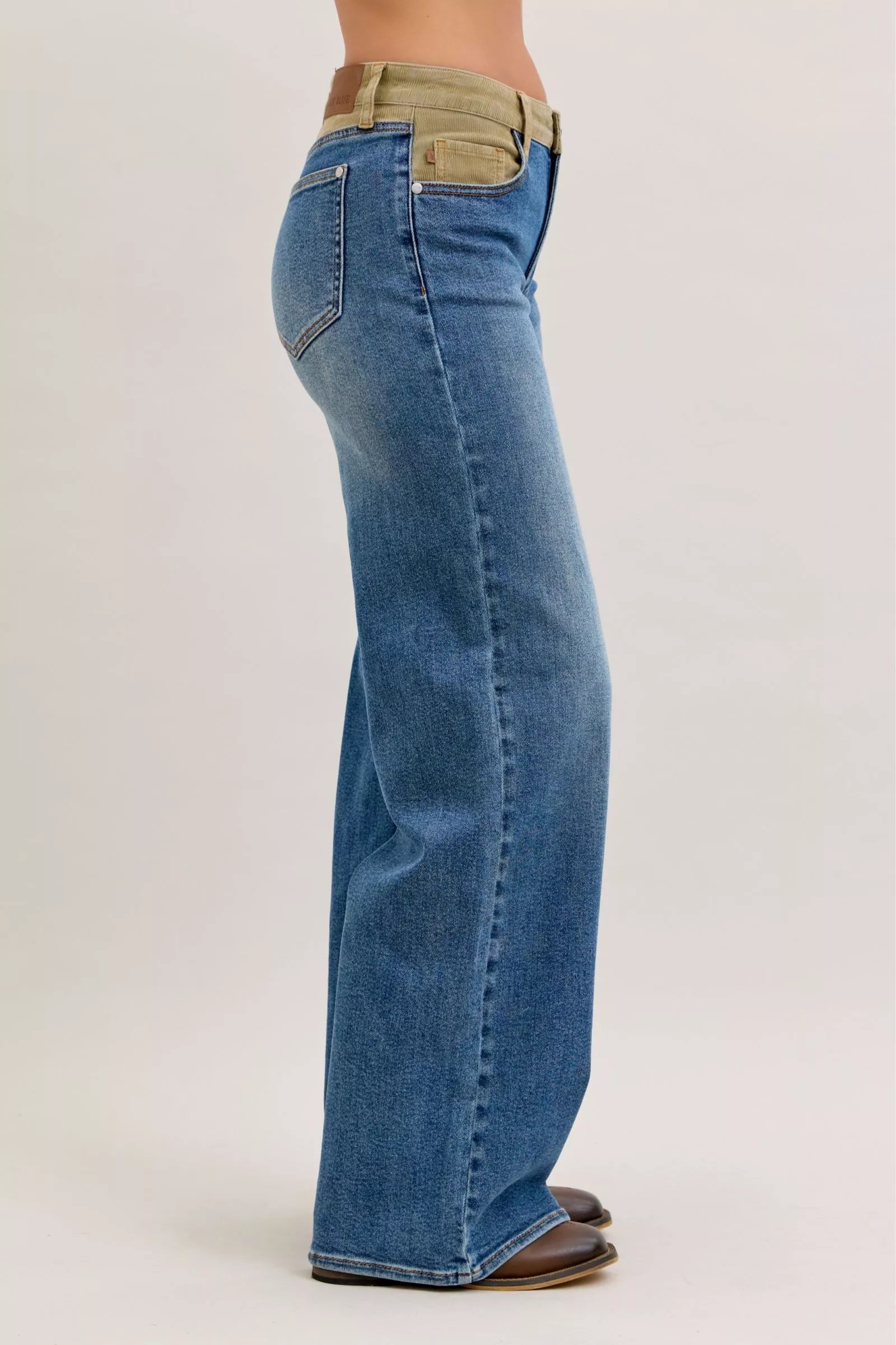 Judy Blue MR Column Straight Jeans with Corduroy Waist Secondary image