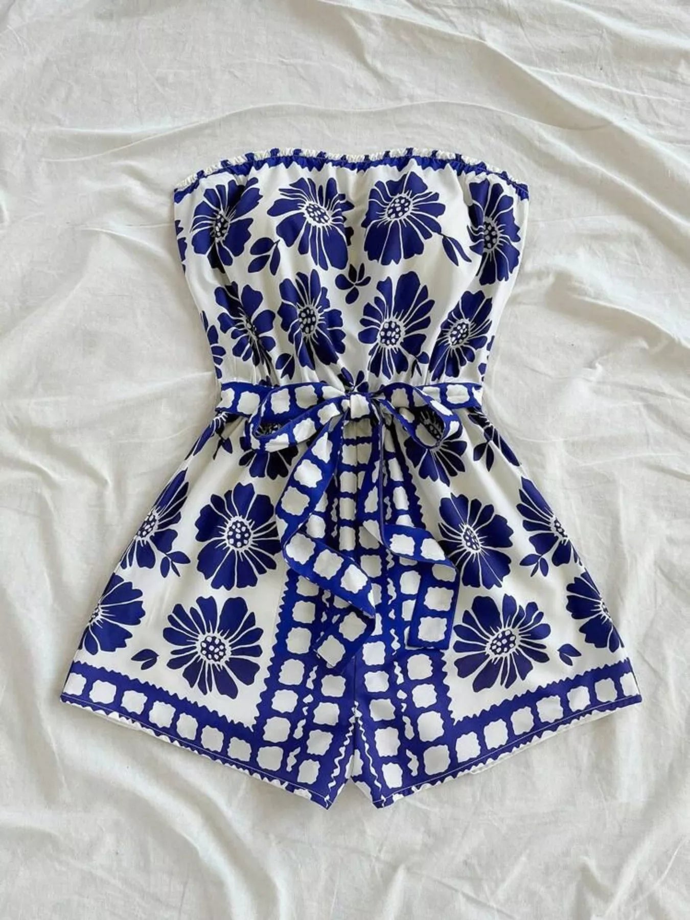 Strapless Tie Waist Romper Secondary image