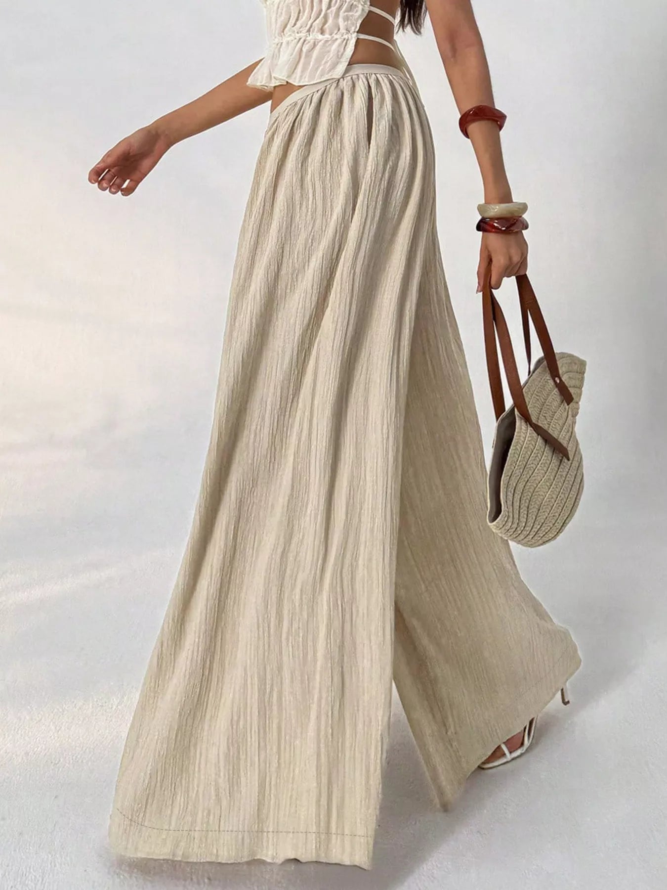 Wide-Leg Textured Pants Secondary image