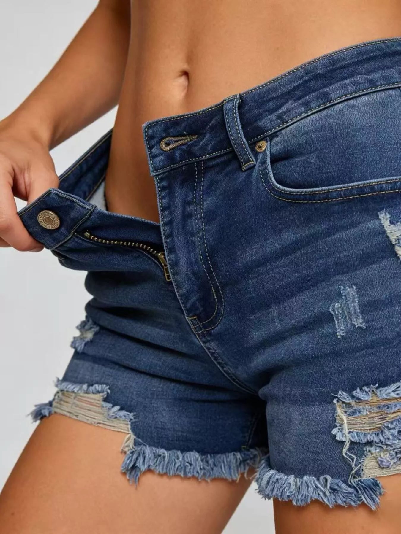 Distressed Frayed Hem Denim Shorts Secondary image