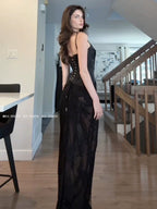 Design Black Lace Hip-Accented Long Slip Dress