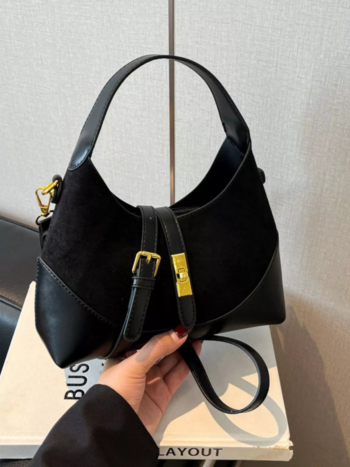 Buckle Leather Shoulder Bag Secondary image