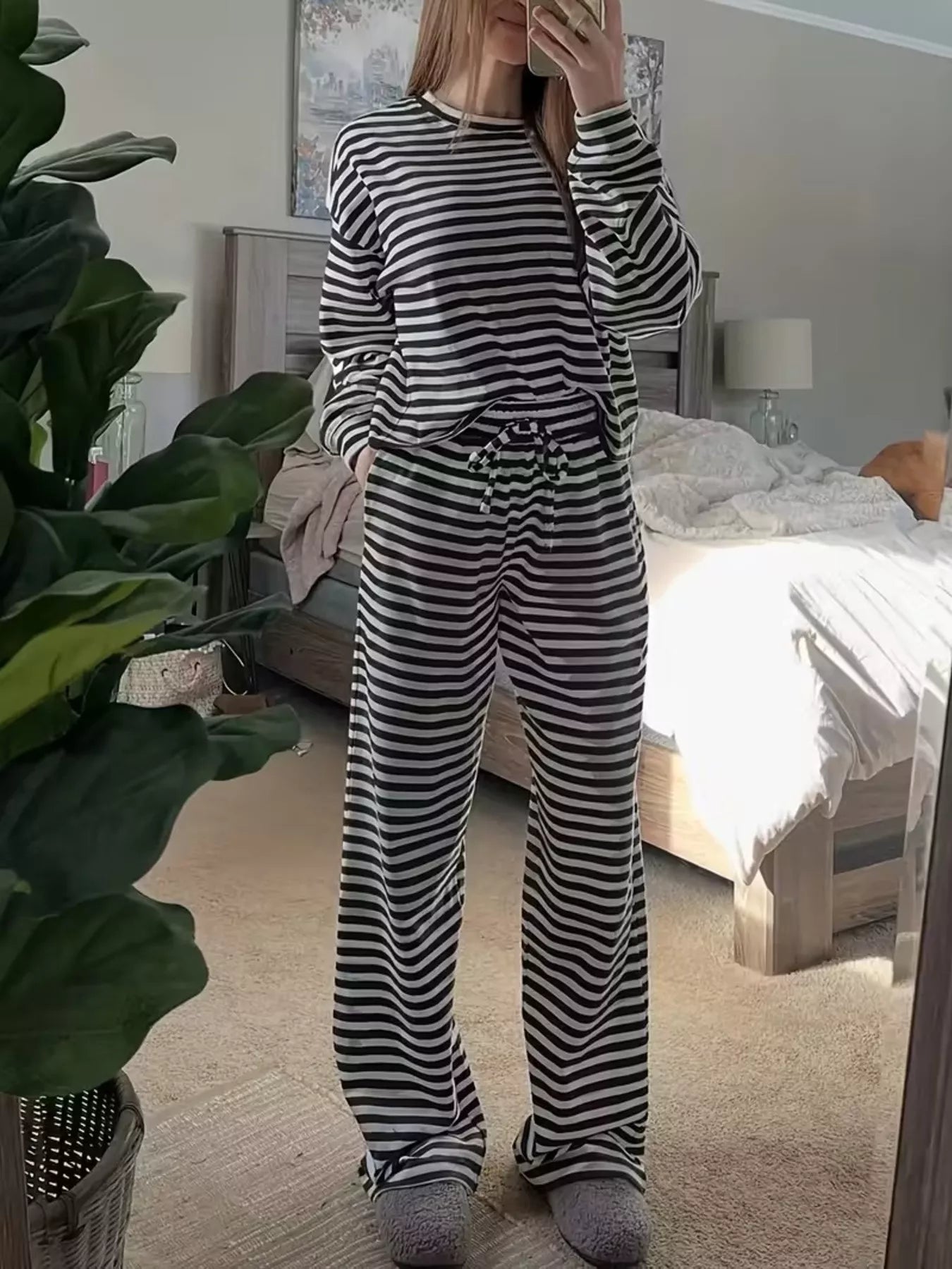 Striped Dropped Shoulder Top and Pants Set Secondary image