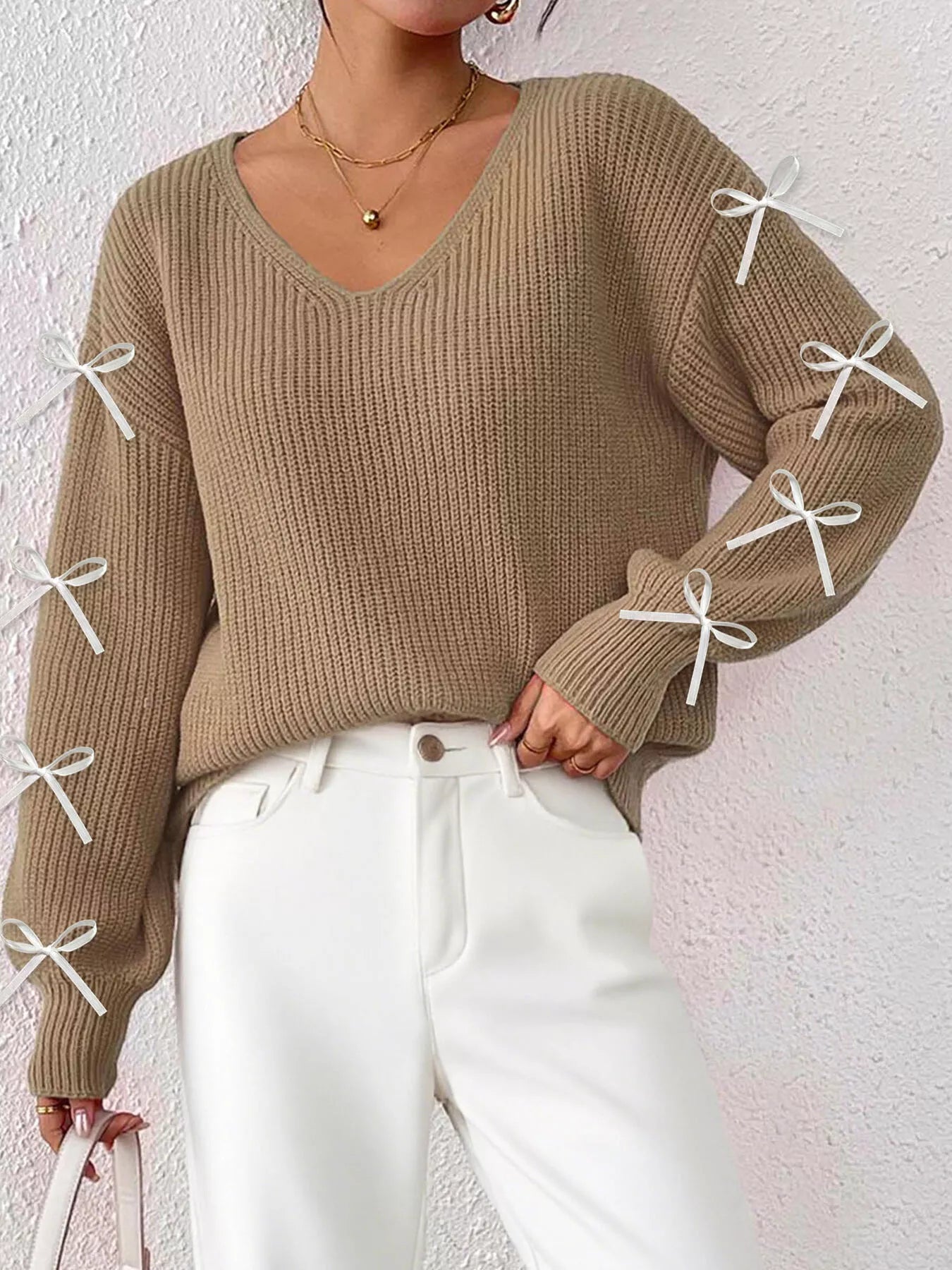 Bow-Tie Sleeve V-Neck Sweater Secondary image