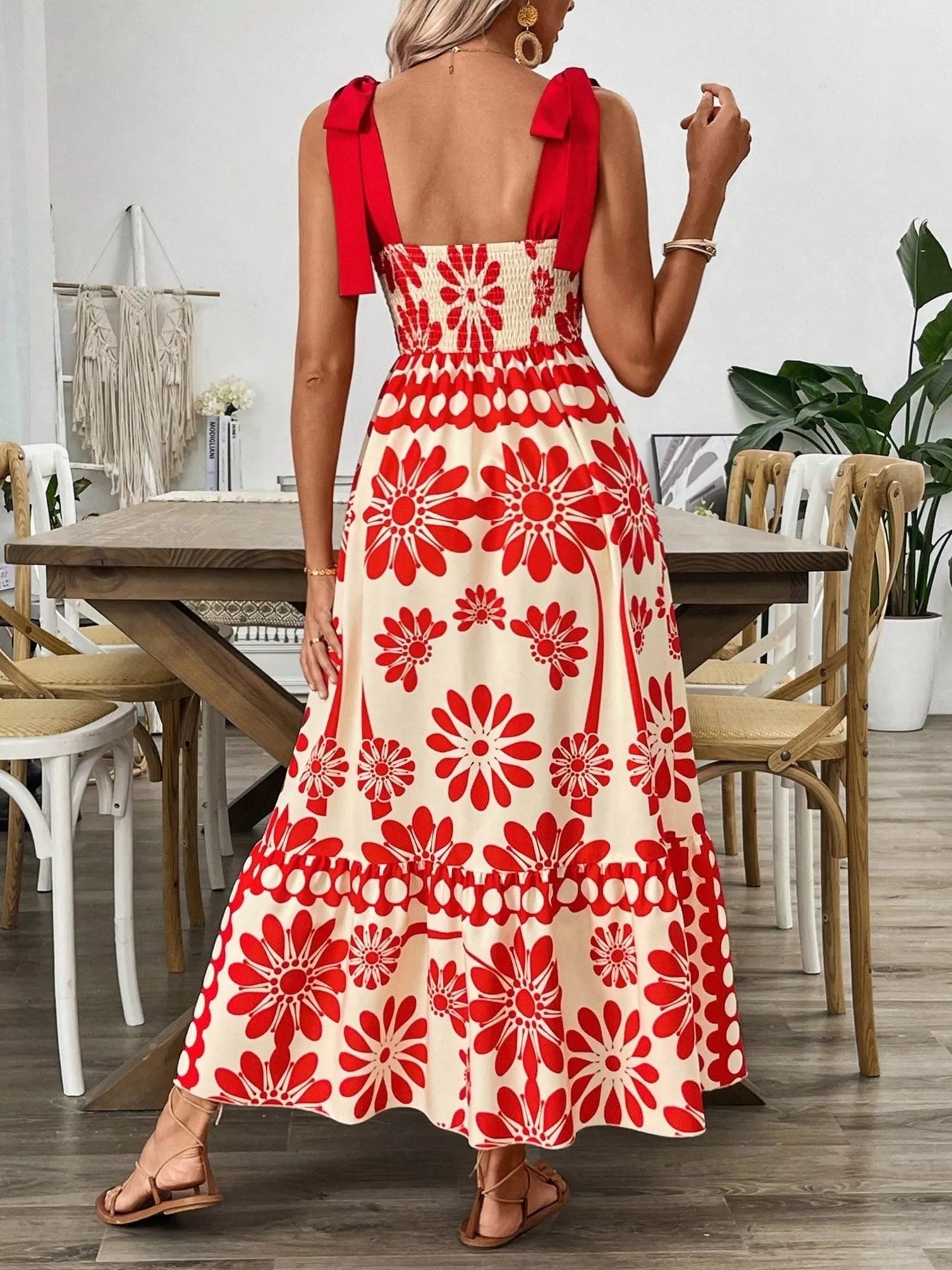 Floral Print Tie-Shoulder Midi Dress Secondary image