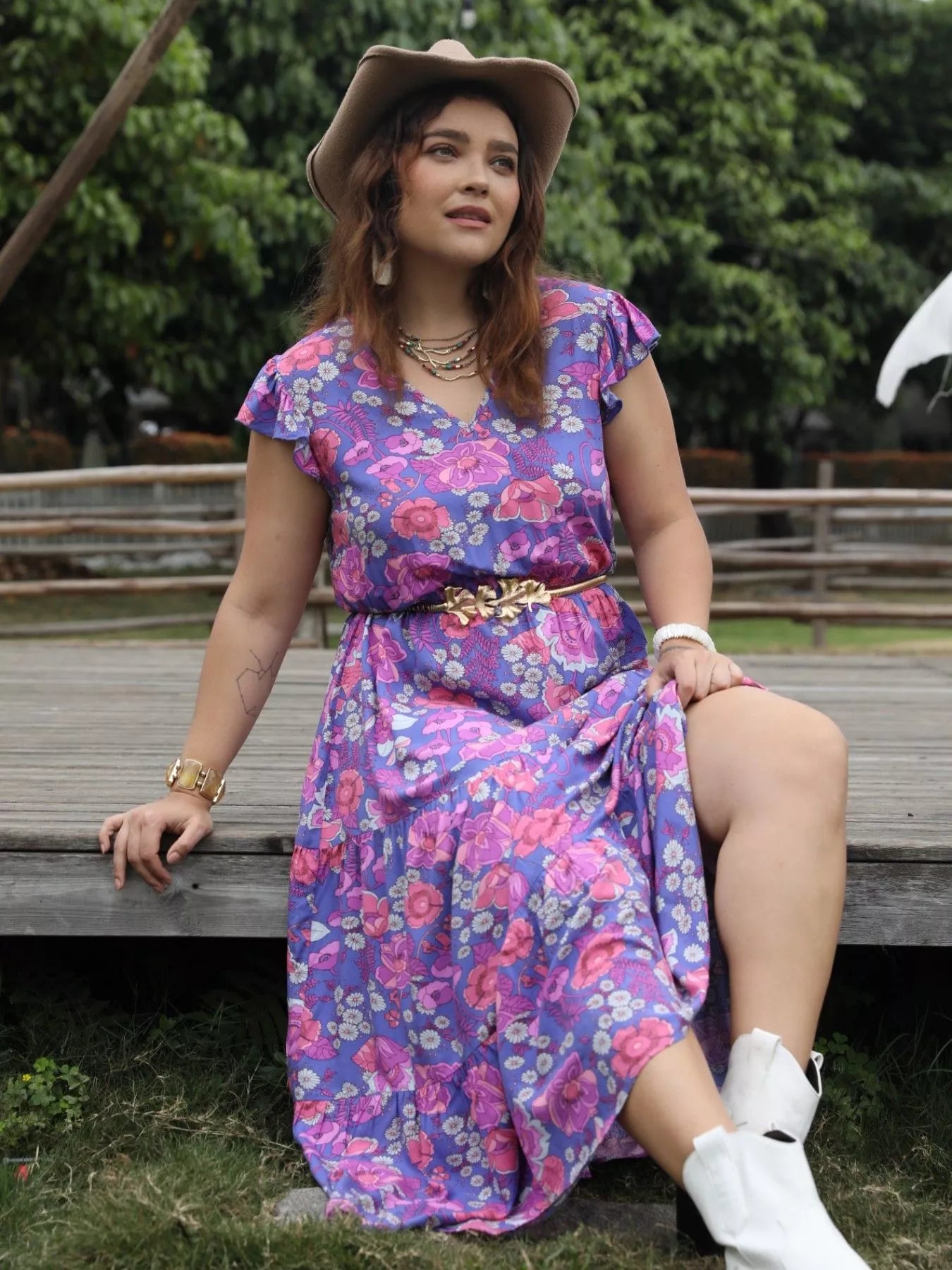 Plus Size Floral Print Tiered Maxi Dress Secondary image