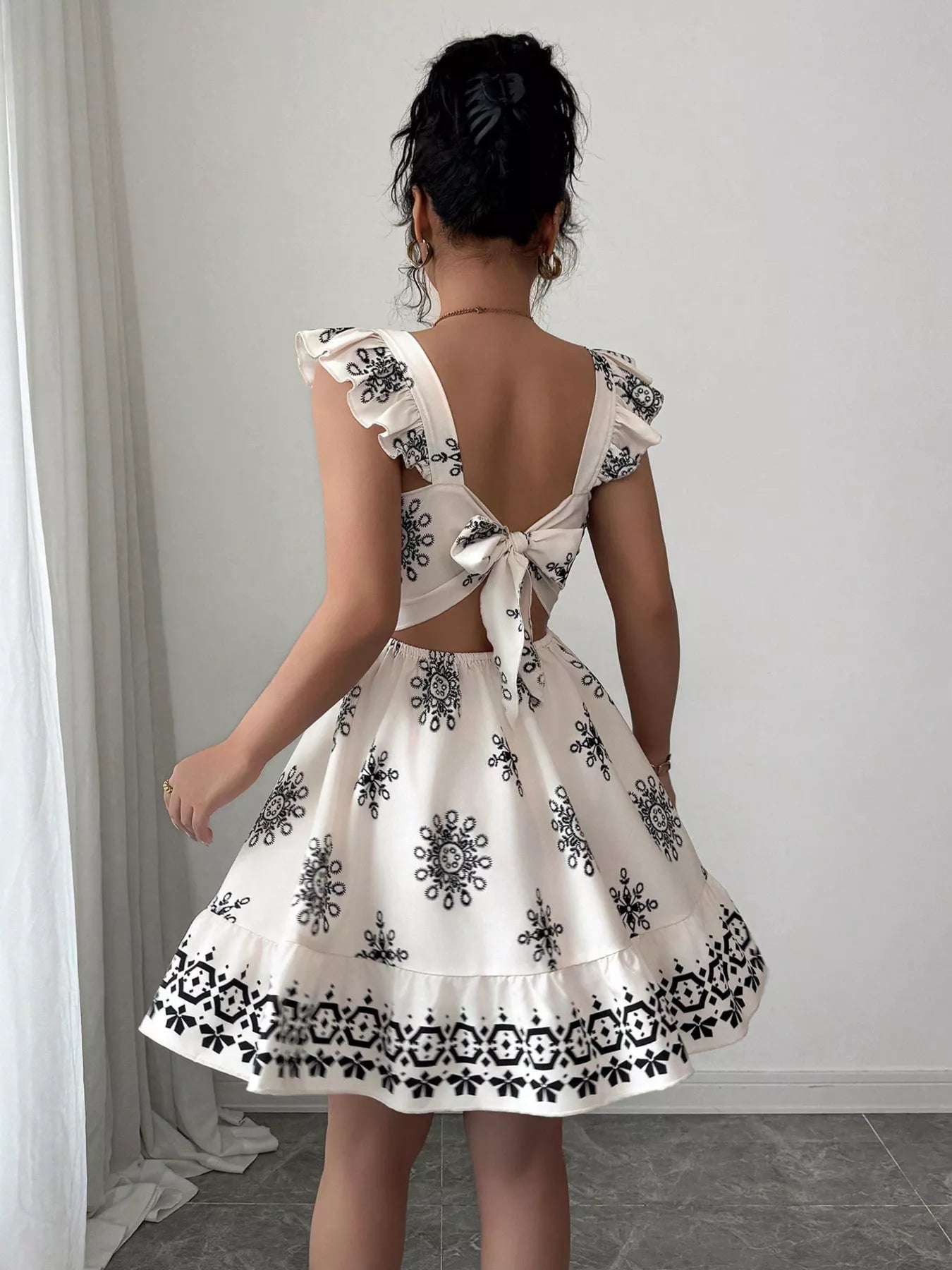 Printed Bow Back Square Neck Mini Dress Secondary image