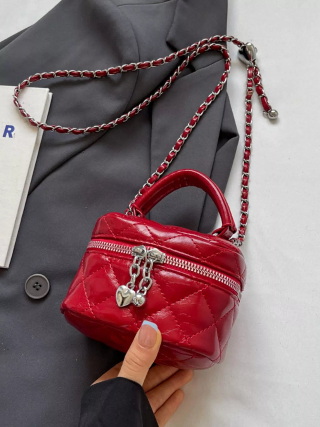 Quilted Pattern Crossbody Bag Secondary image