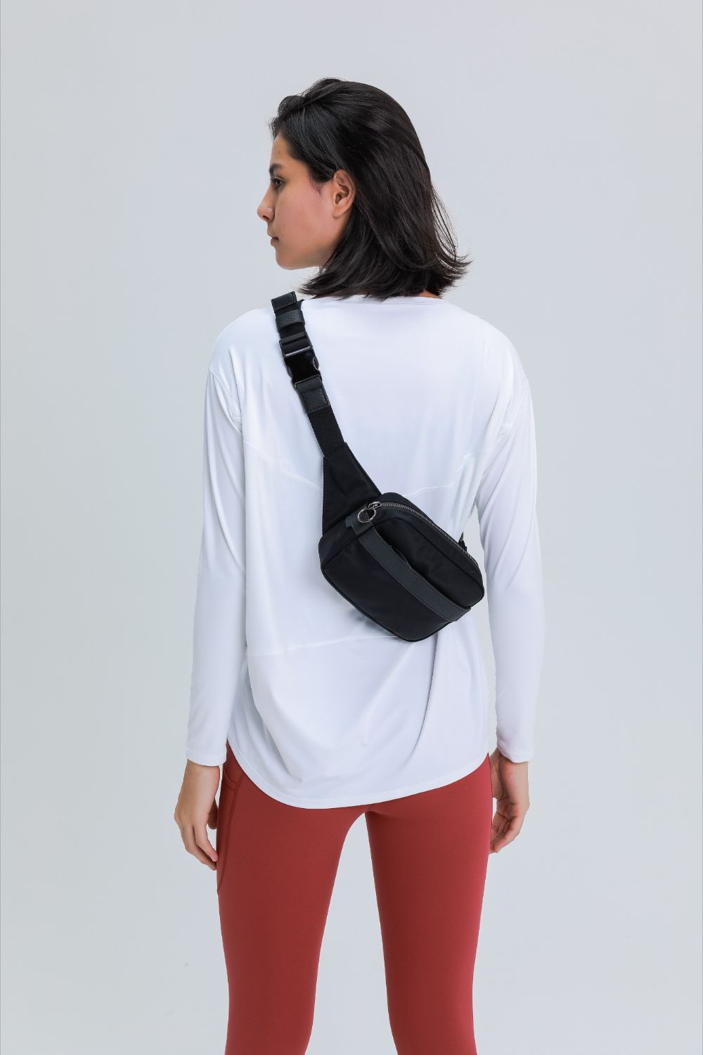 Millennia Loose Fit Active Top Secondary image