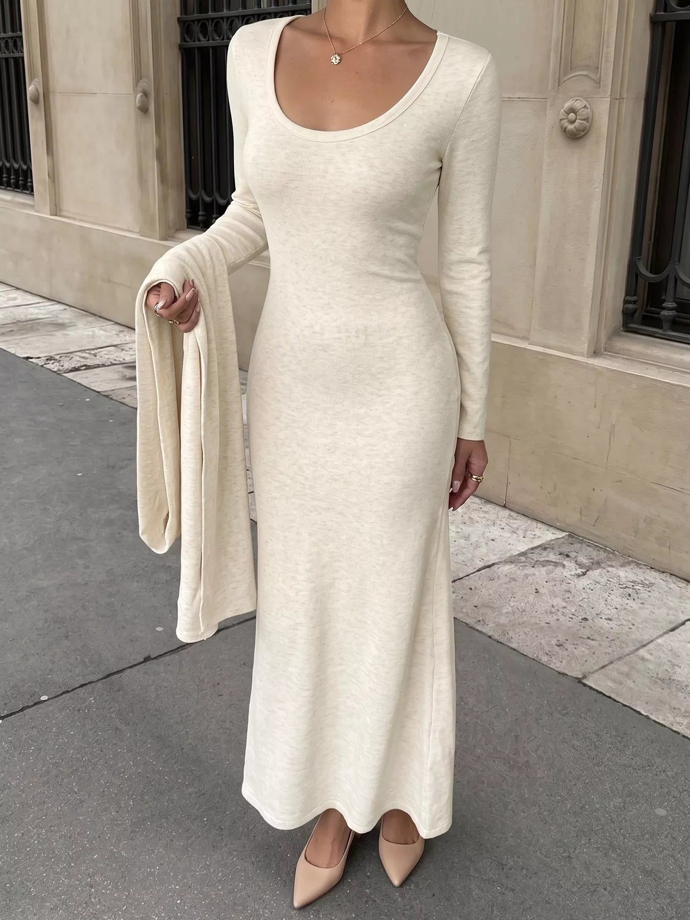 Round Neck Maxi Knit Dress with Matching Scarf Secondary image