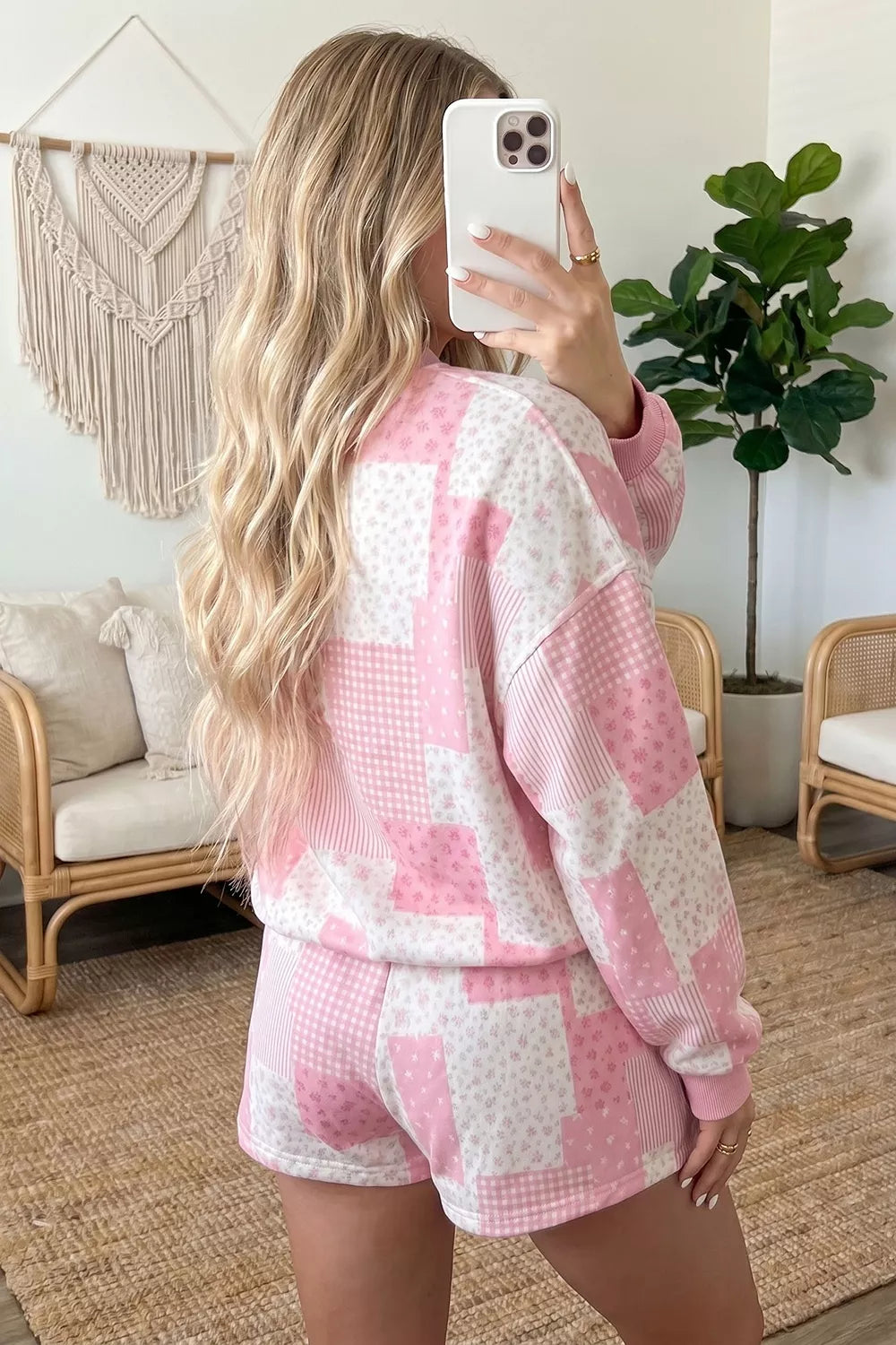 Patchwork Floral Print Drop Shoulder Baggy Pullover Drawstring Shorts Set Secondary image
