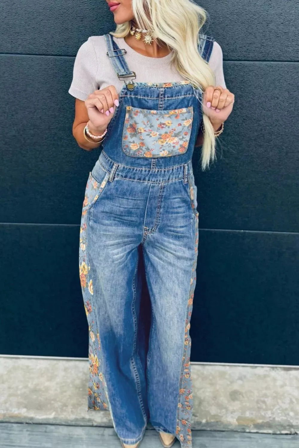 Vintage Rose Printed Pleated Loose Denim Overall Secondary image