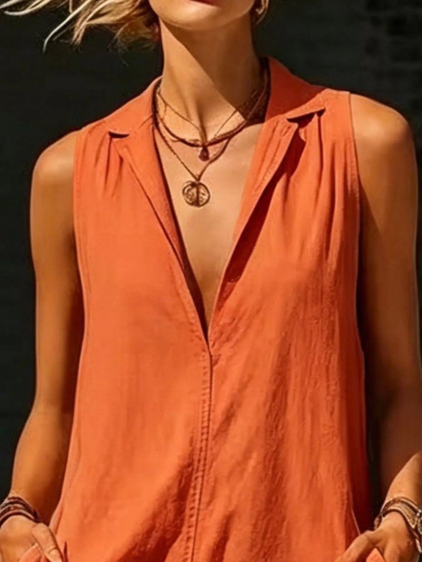 Sleeveless Maxi Dress with Side Pockets Secondary image