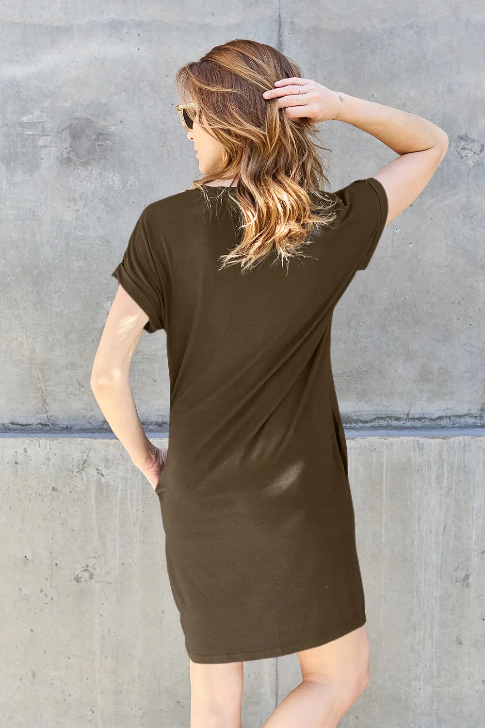 Basic Bae Full Size Round Neck Short Sleeve Dress with Pockets Secondary image