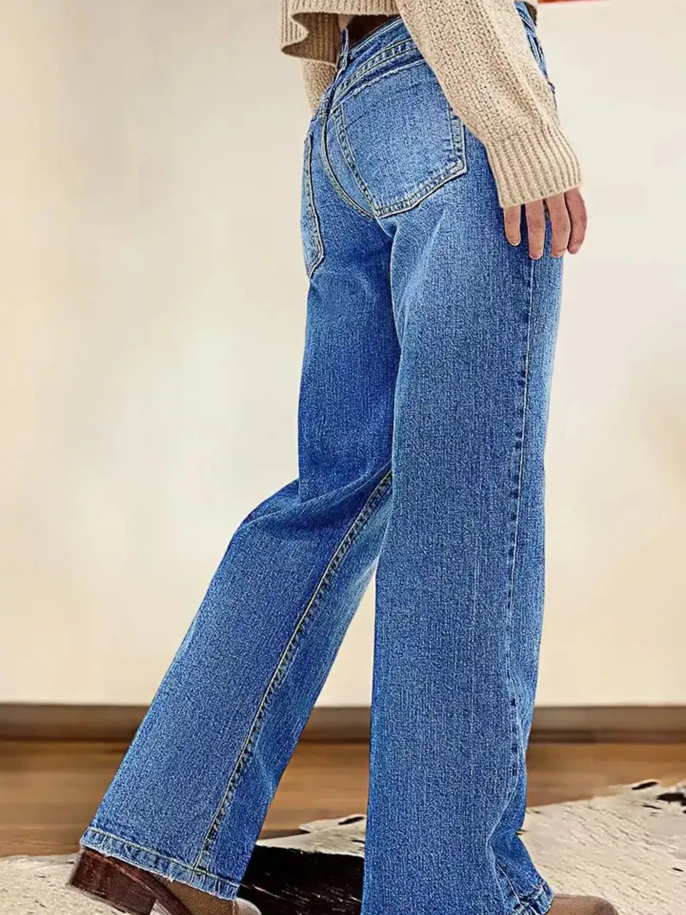 Vintage Wash Straight Leg Jeans Secondary image