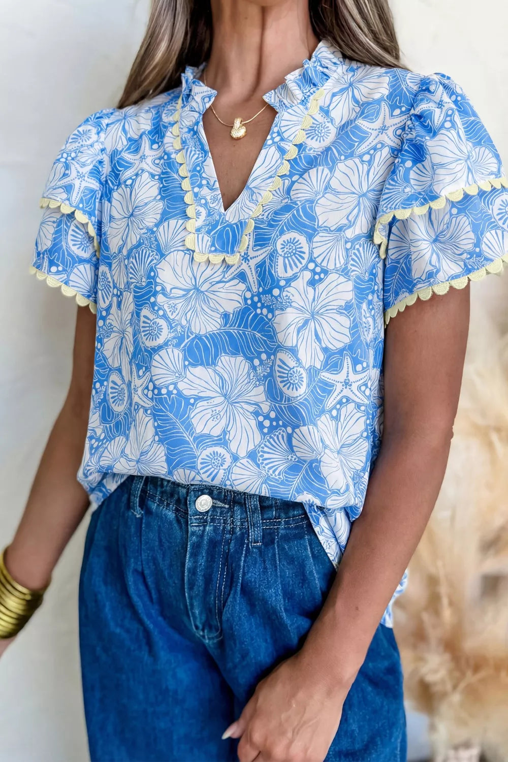 Floral Print Scalloped Trim V Neck Short Sleeve Blouse Secondary image