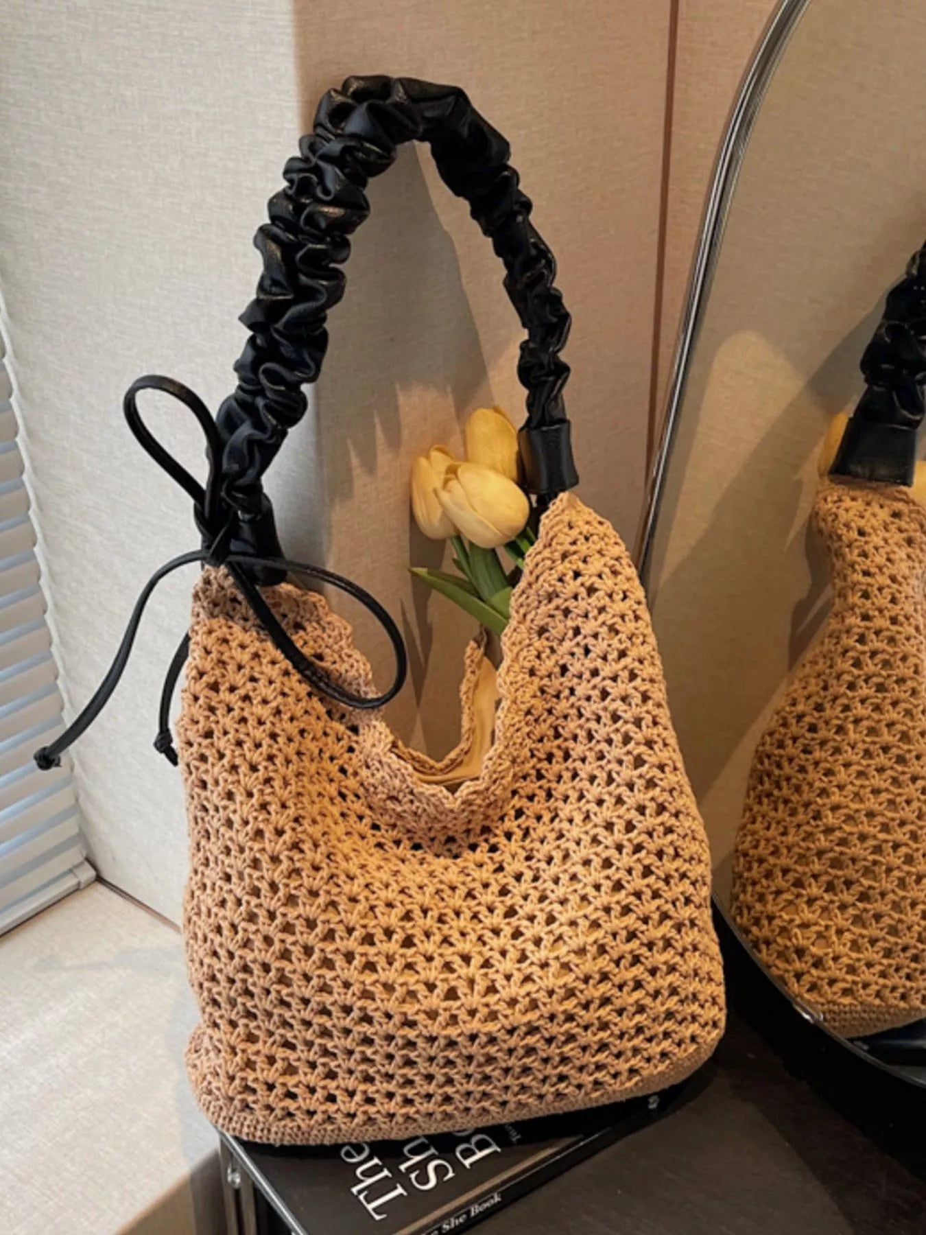 Crochet Shoulder Bag with Ruched Handle Secondary image