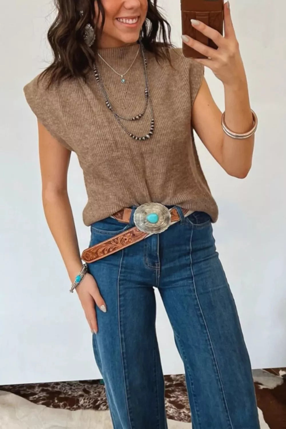 Solid Color Ribbed Knit Mock Neck Loose Sweater Vest Secondary image