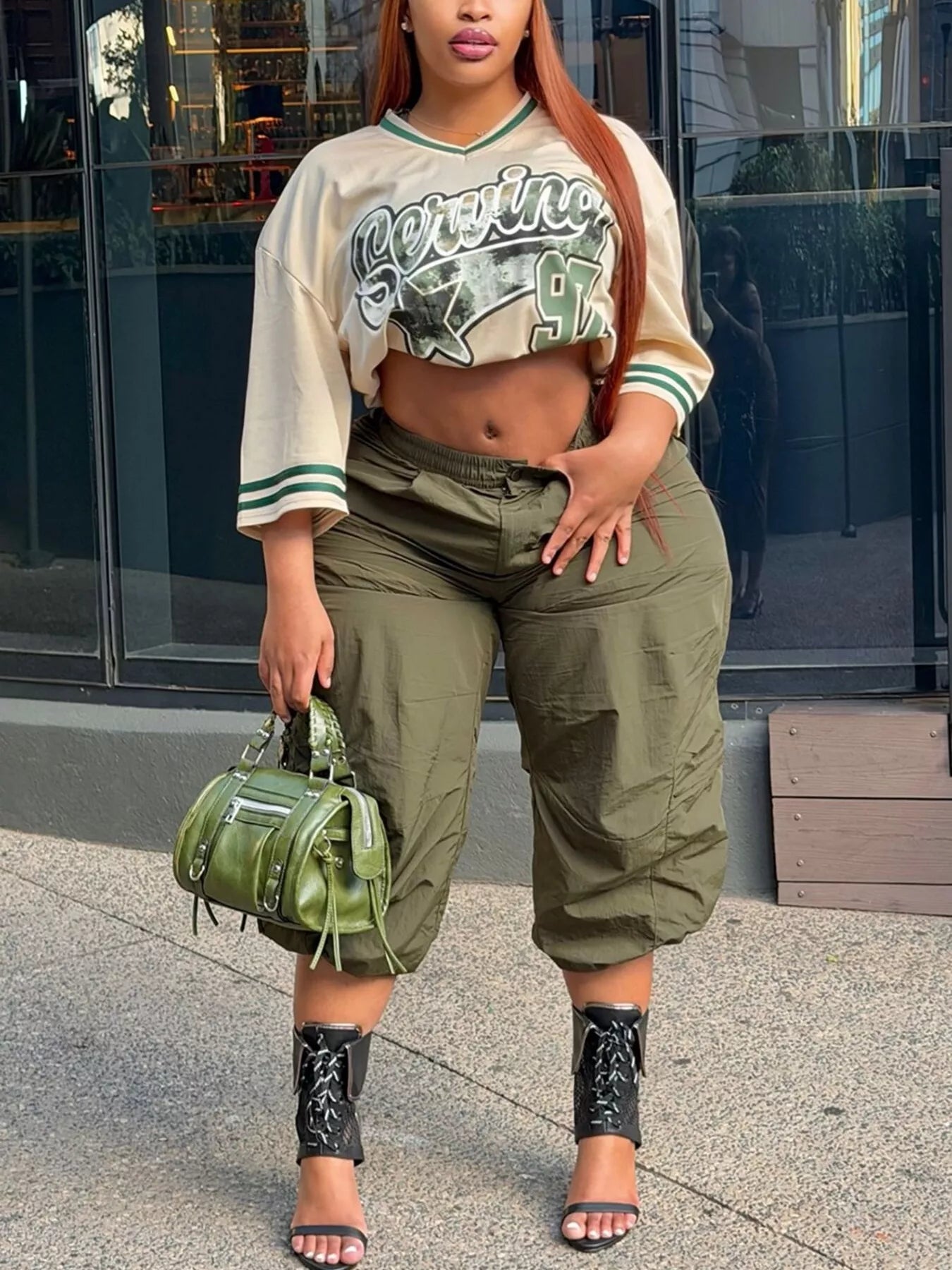 Baggy Cargo Cropped Pants Secondary image