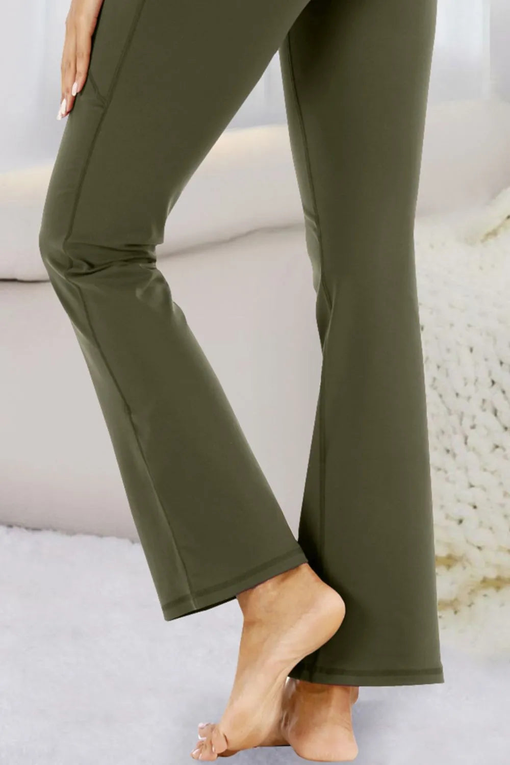 Pocketed High Waist Active Pants Secondary image