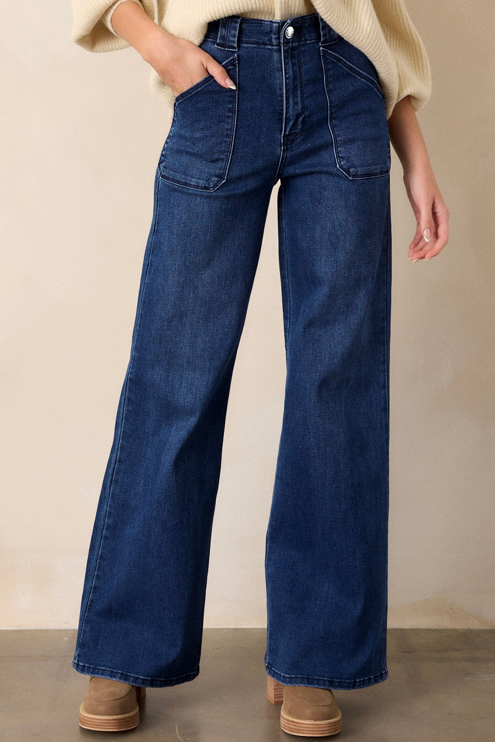 Straight Leg Mid-Rise Shift Jeans Secondary image