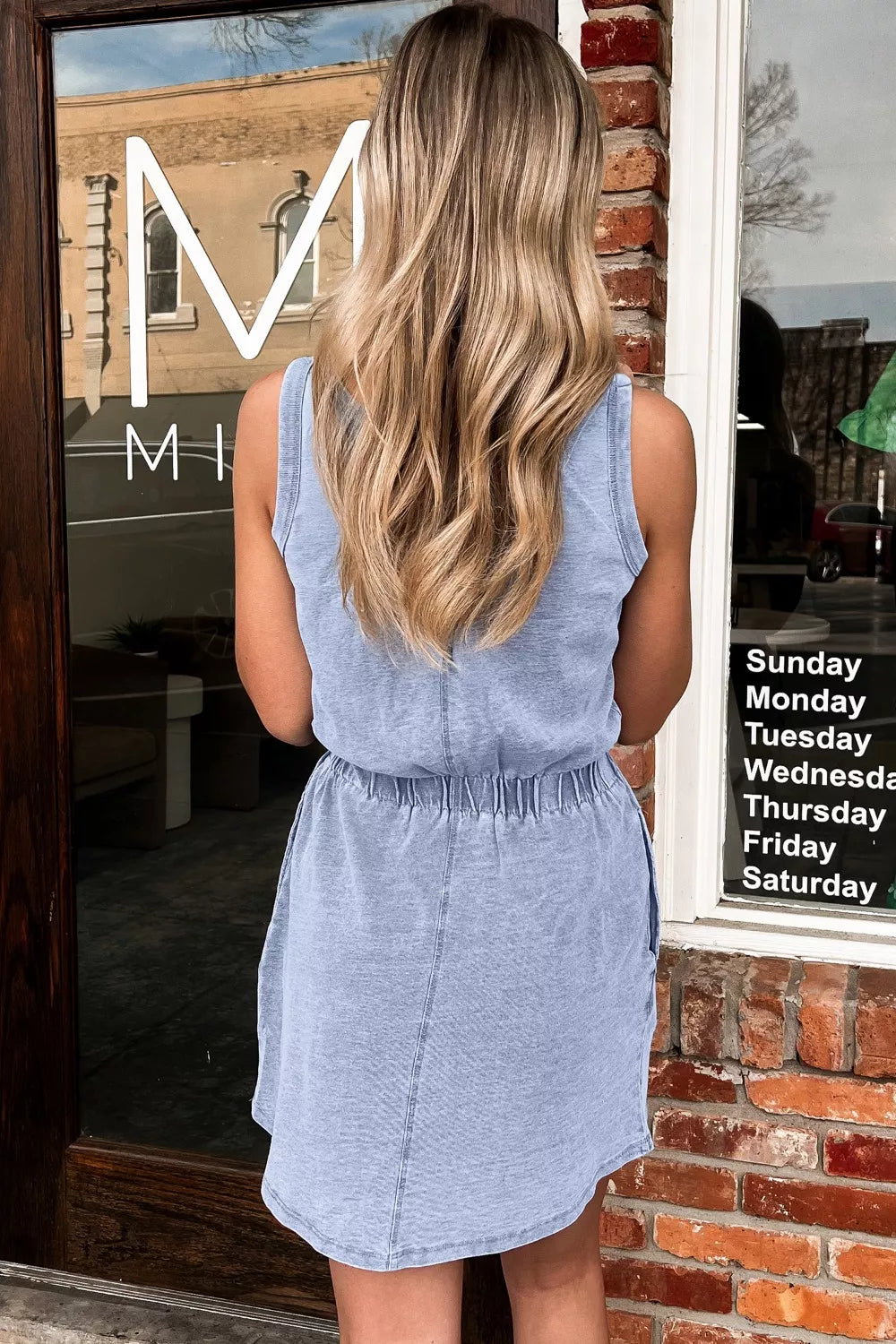 Casual Washed Scoop Neck Denim Mini Dress Secondary image
