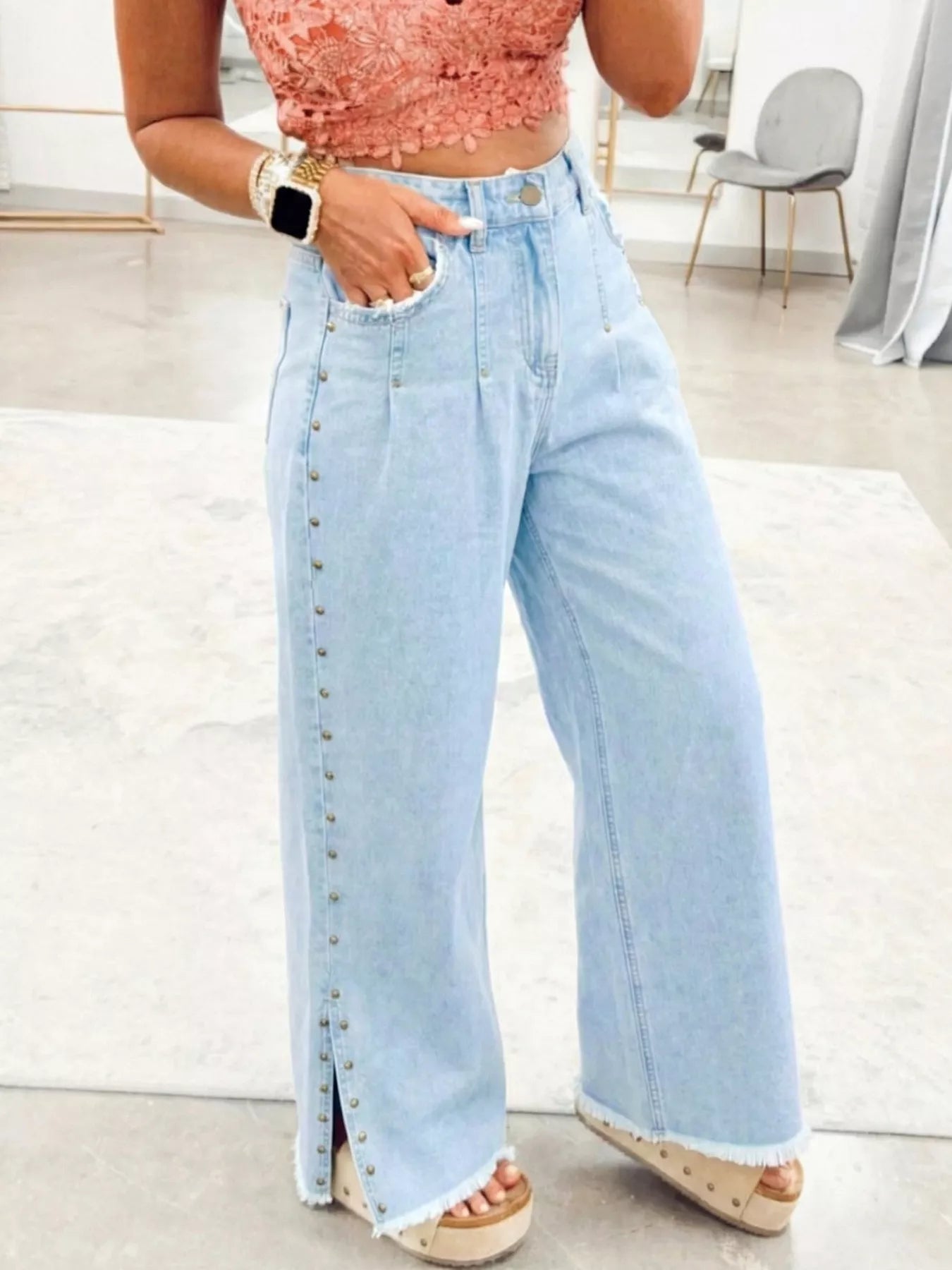 Studded Side Slit Leg Frayed Pocketed Wide Leg Jeans Secondary image
