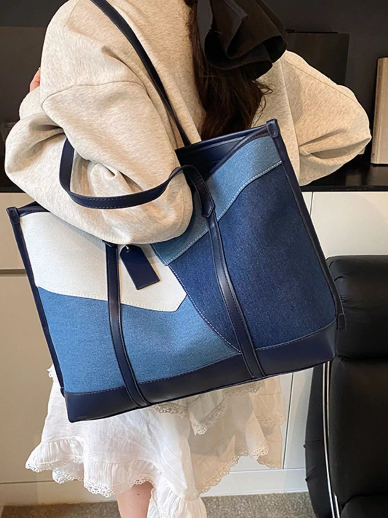 Color Block Denim Shoulder Bag Secondary image