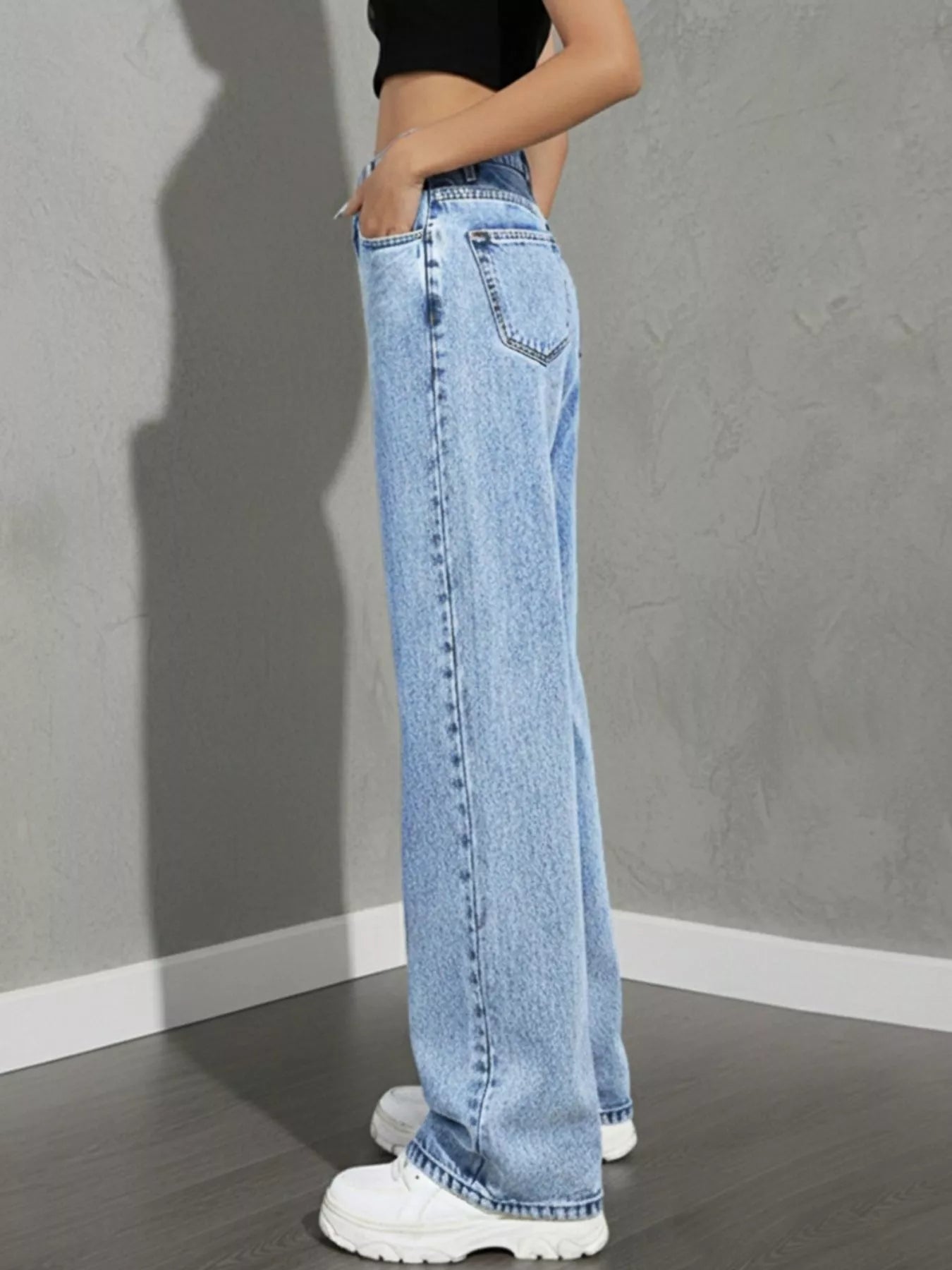 High Waist Wide Leg Jeans Secondary image