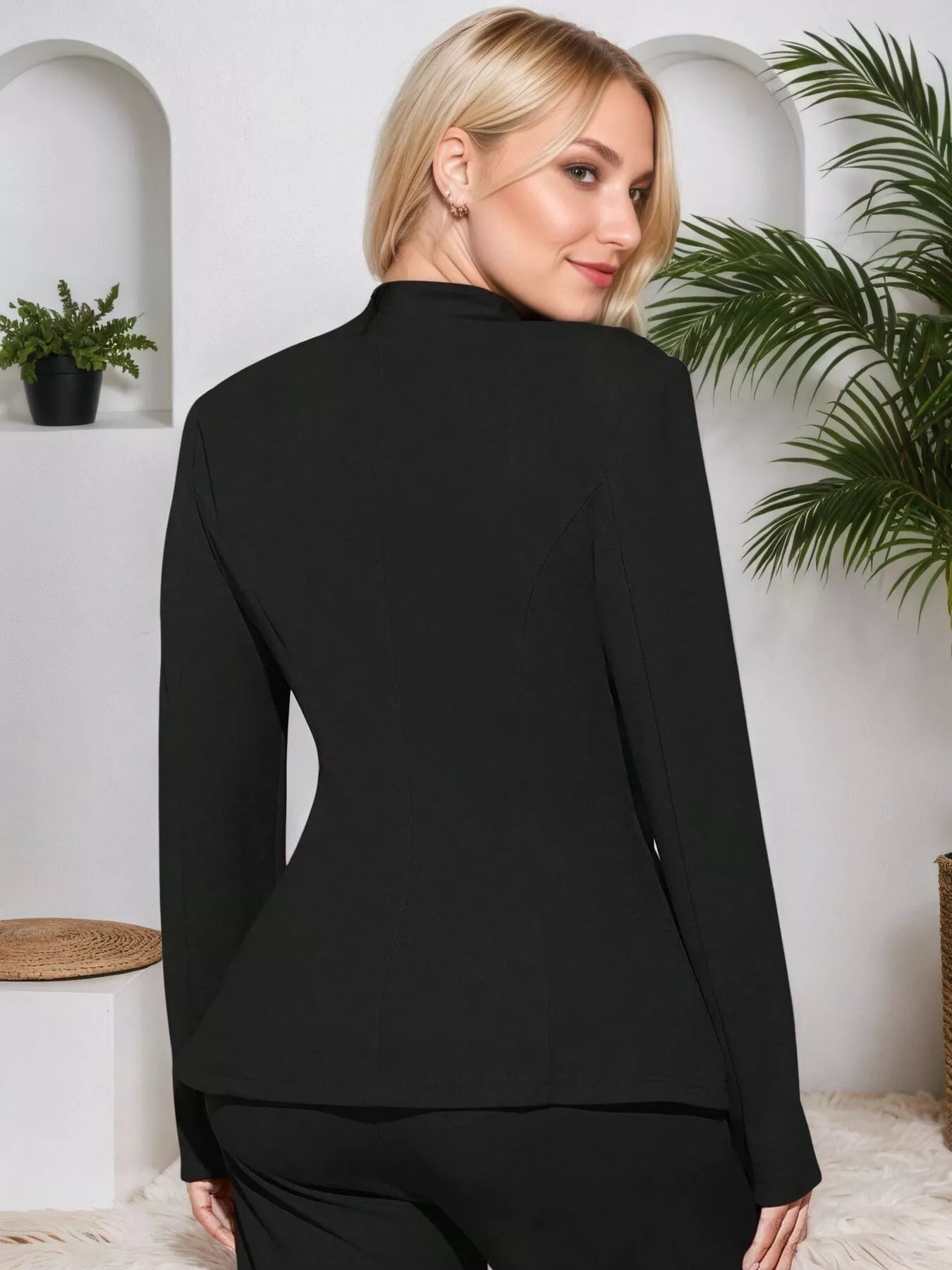 Single-Button Slim Fit Blazer Secondary image
