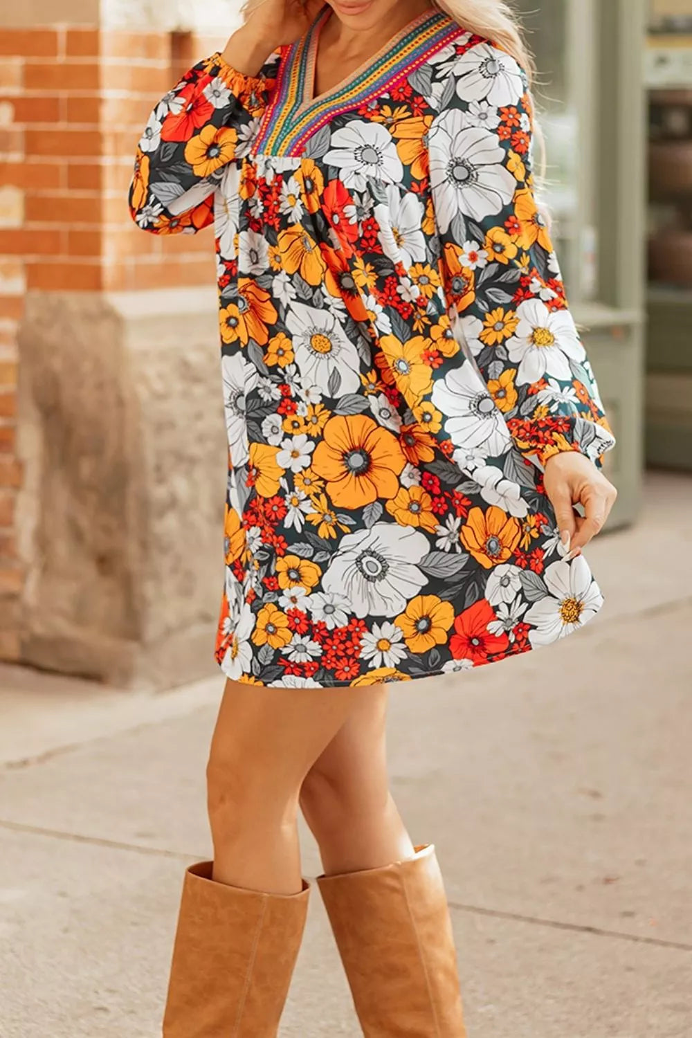 Boho Floral Print V-Neck Mini Dress with Pockets Secondary image