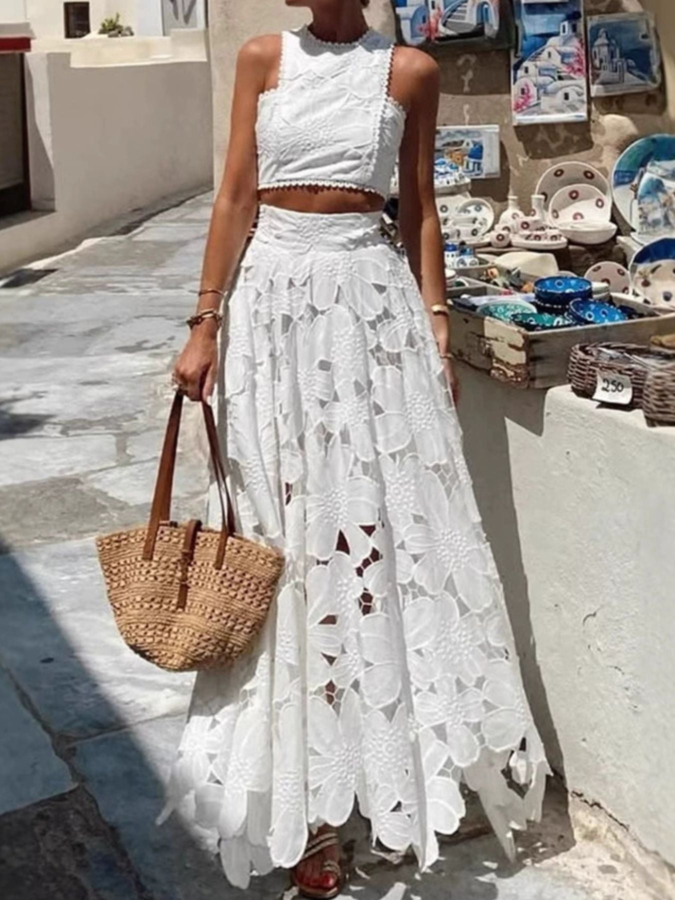 Floral Lace Tank and Skirt Set Secondary image