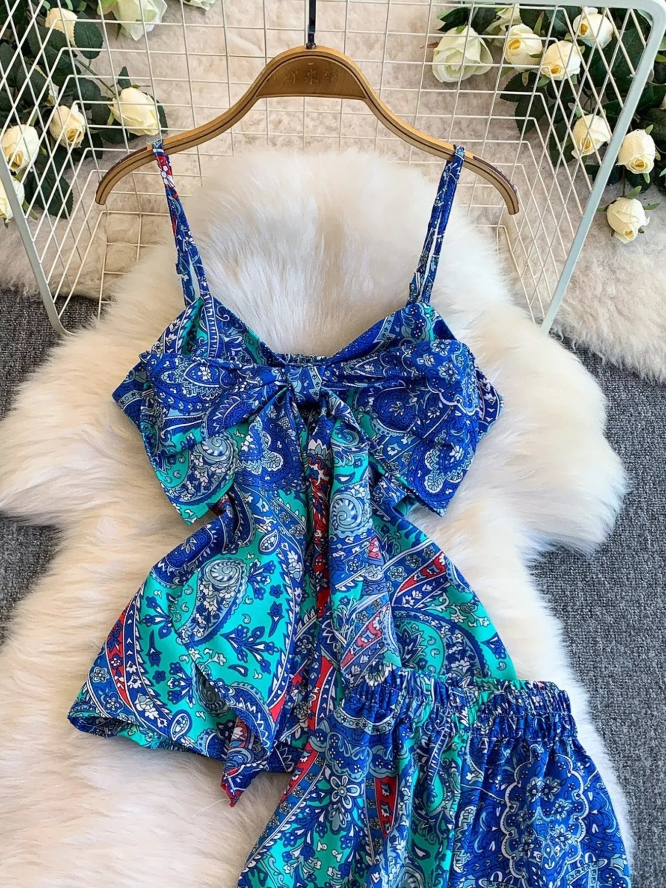Printed Cami and Wide Leg Pants Set Secondary image