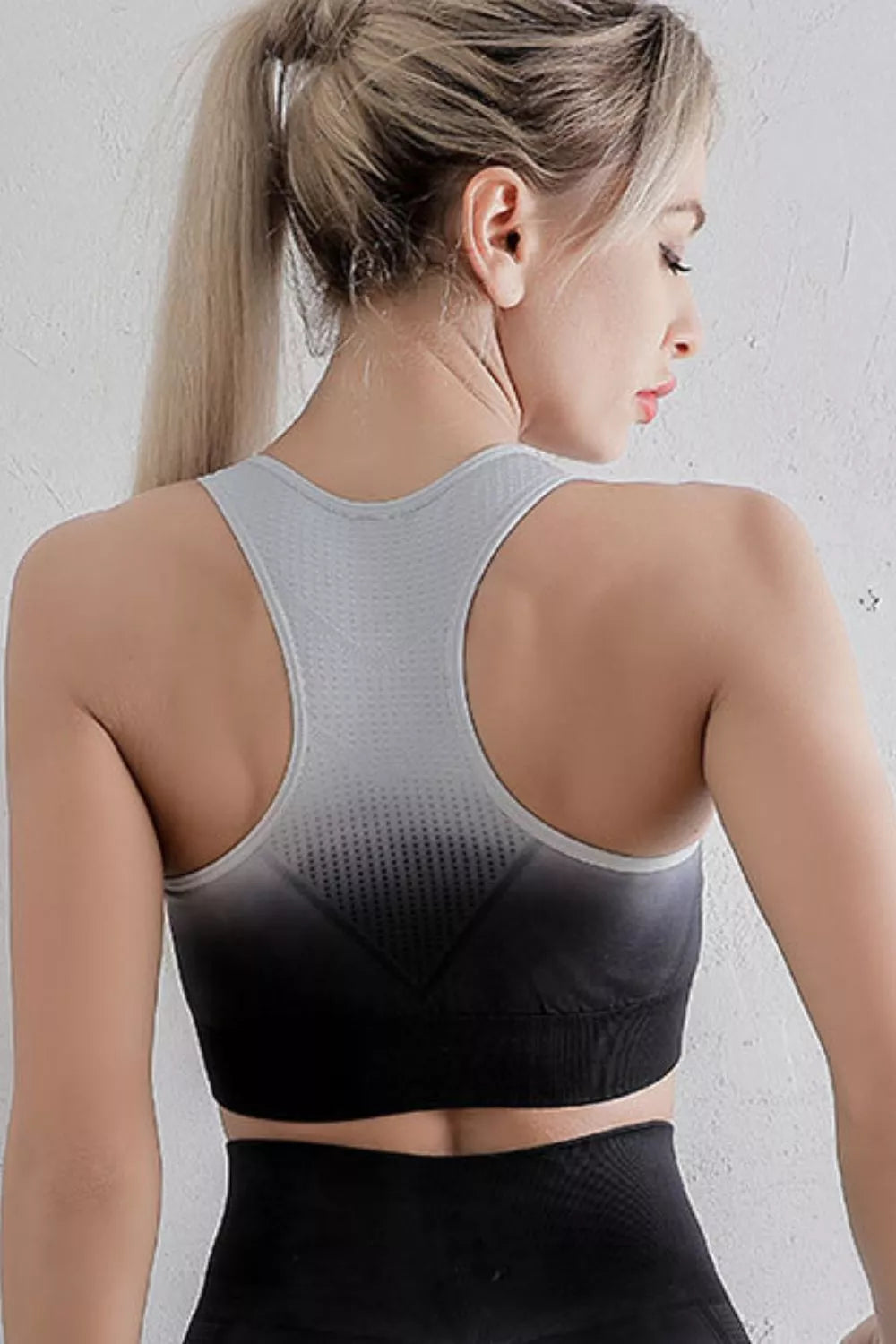 Gradient Racerback Sports Bra Secondary image