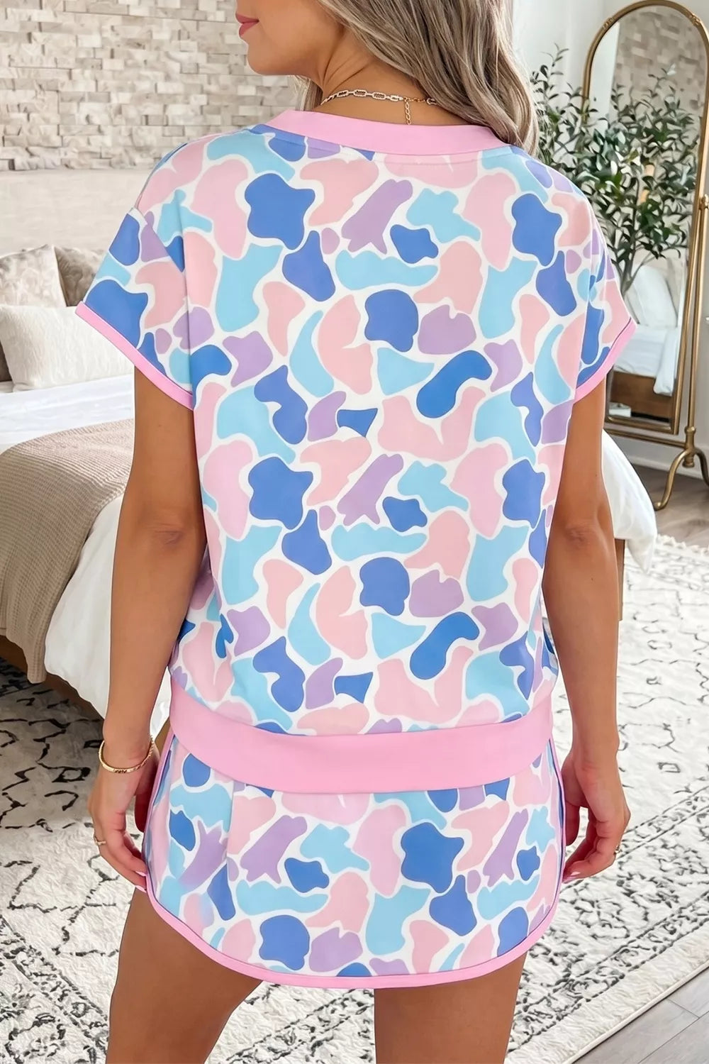 Camouflage Print Contrast Trim Athletic Skort Set Secondary image