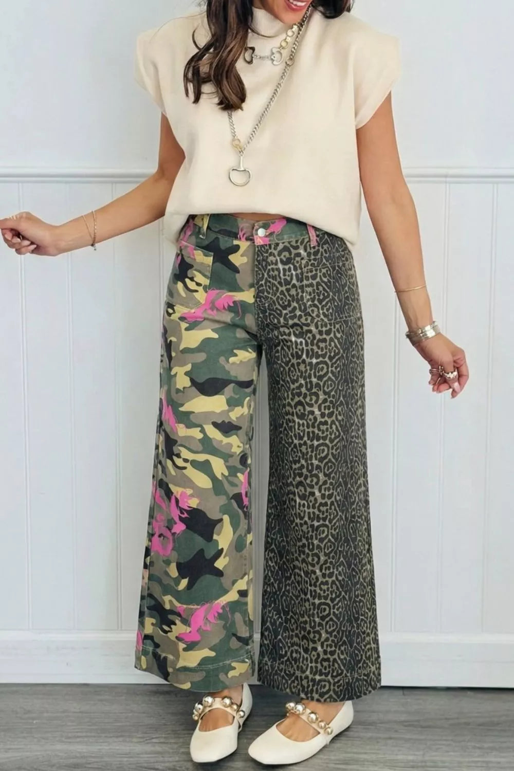 Multicolour Retro Floral Leopard Contrast Patchwork Raw Hem Jeans Secondary image