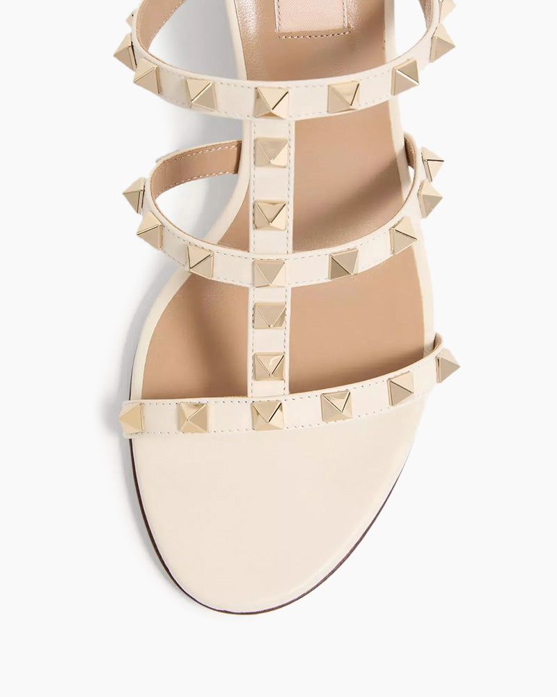 Woman Rockstud Leather Sandal