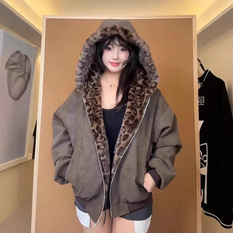 Unisex Loose Fit Hooded Thickened Warm Down Jacket