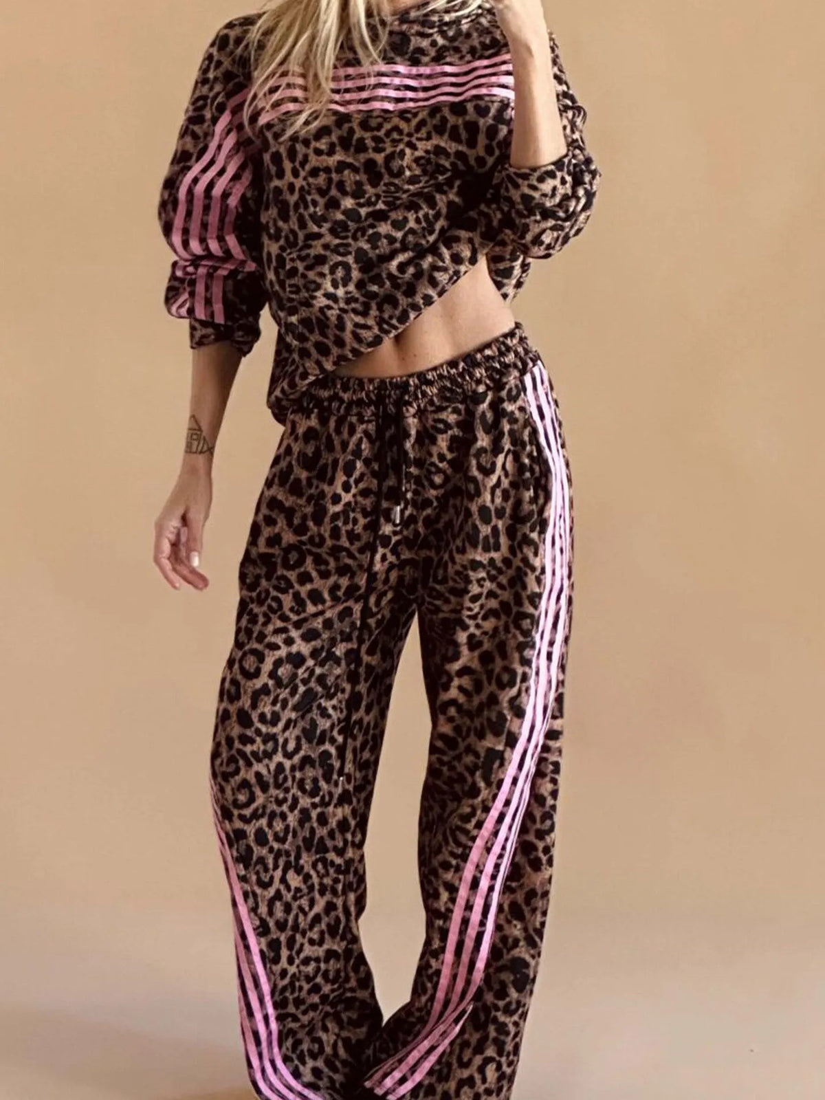 Women's Casual Hoodie and Trousers Tracksuit Set