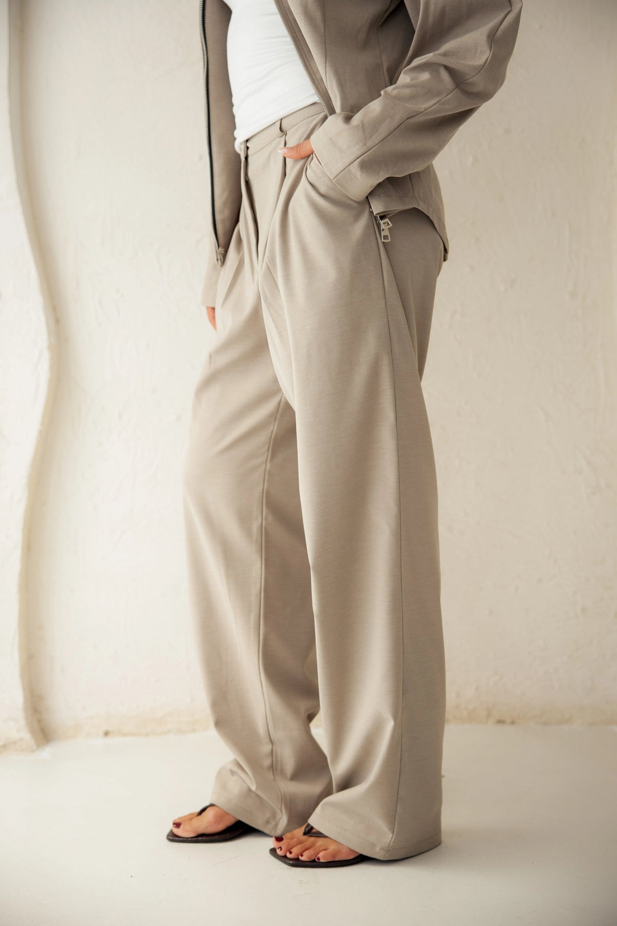 Women's Contour Two-Piece Set