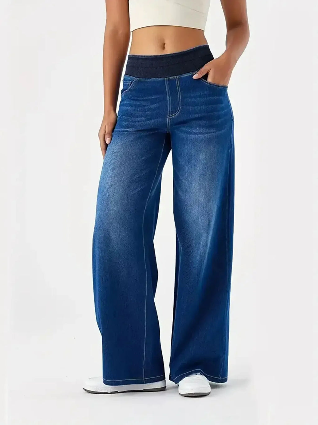 Women's Elastic Waist Loose Straight Leg Denim Jeans