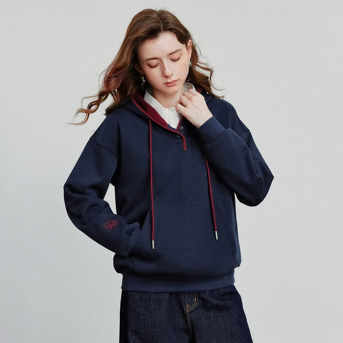 Women's Embroidery Splicing Contrasting Color Hooded Pullover Sweatshirt