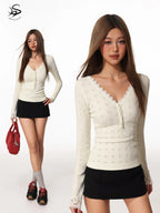 Women's Hollow Out Lace V-Neck Long Sleeve Slim Fit Top