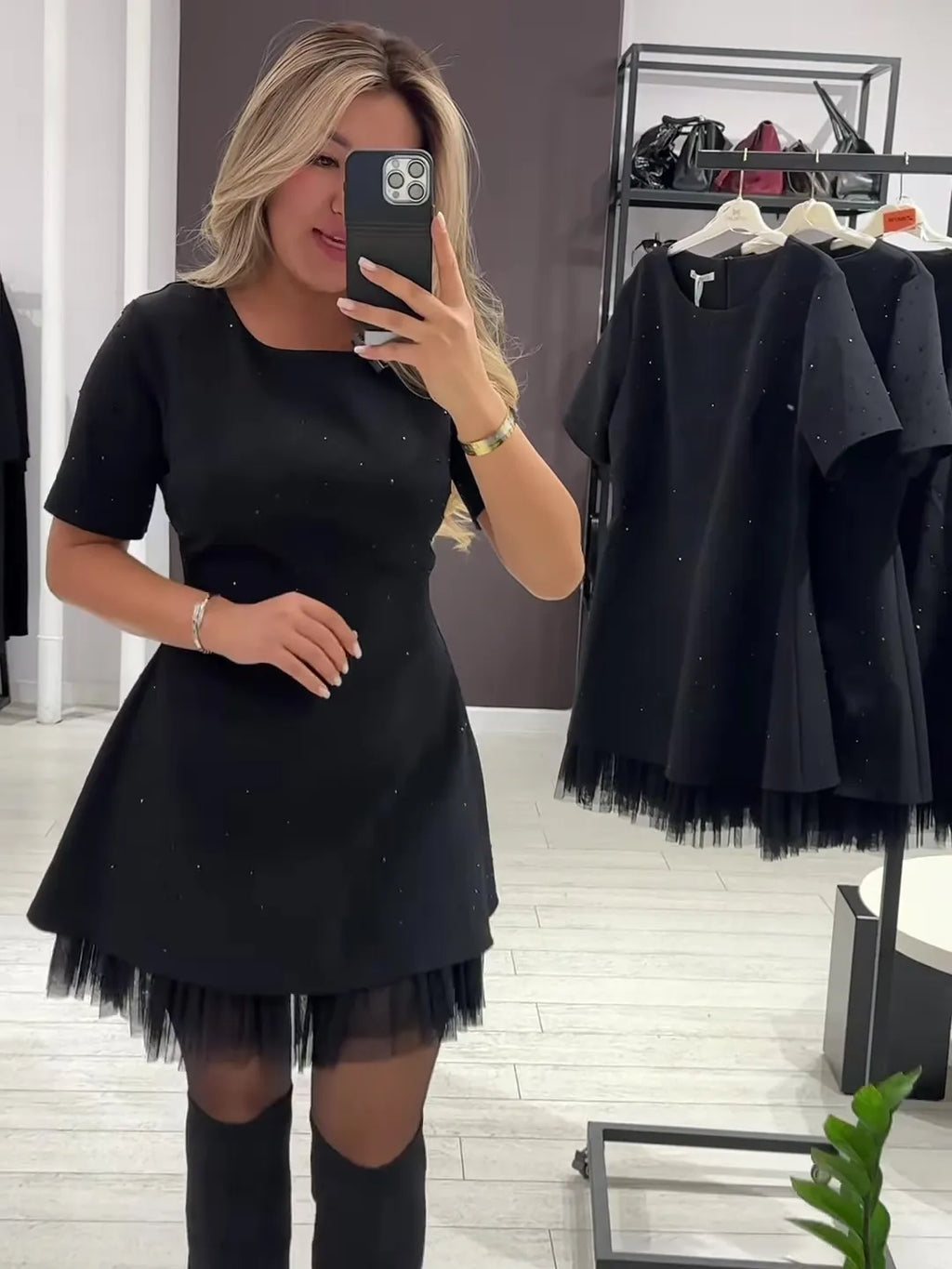 Women's Round Neck Short Sleeve Spliced Lace Mini Dress