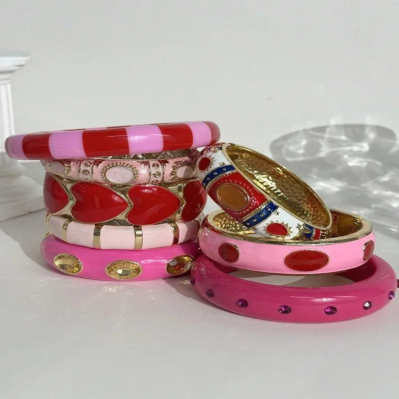 Women's Vintage Enamel Geometric Alloy Cuff Bracelet