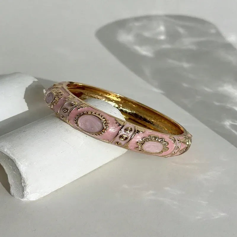 Women's Vintage Enamel Geometric Alloy Cuff Bracelet