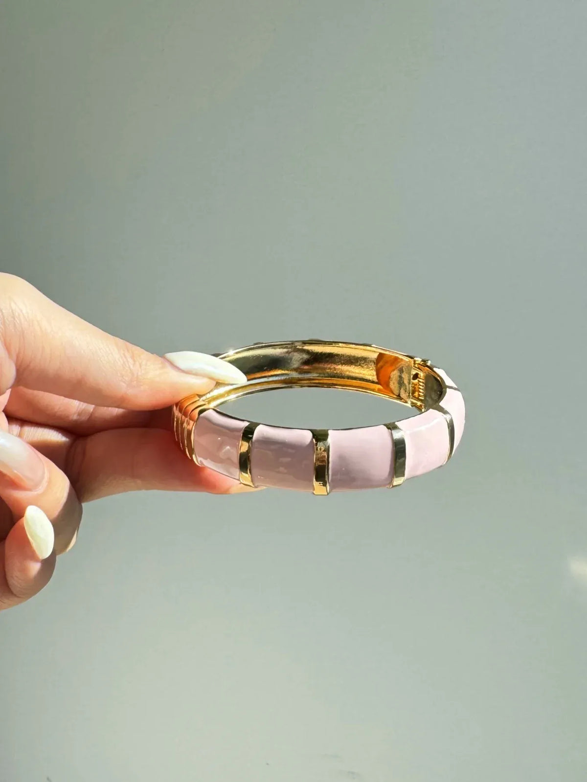 Women's Vintage Enamel Geometric Alloy Cuff Bracelet